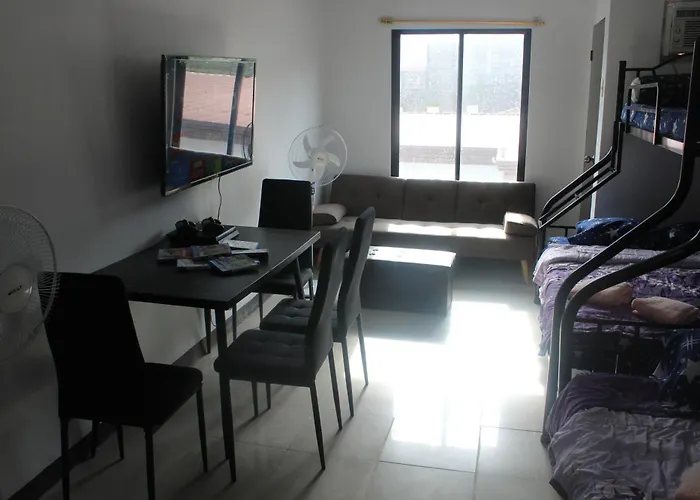 Big Studio, New Furniture, 8 Pax *